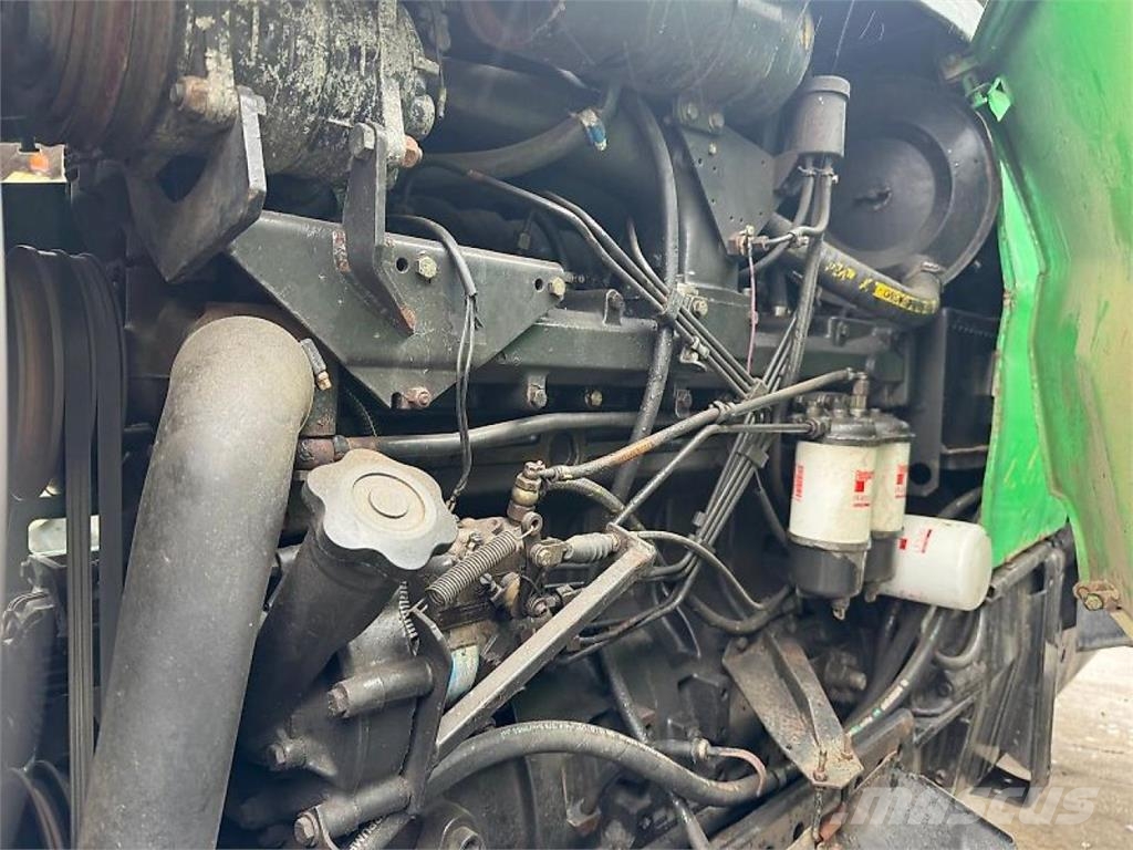 Valtra Valmet 8450 Traktoren