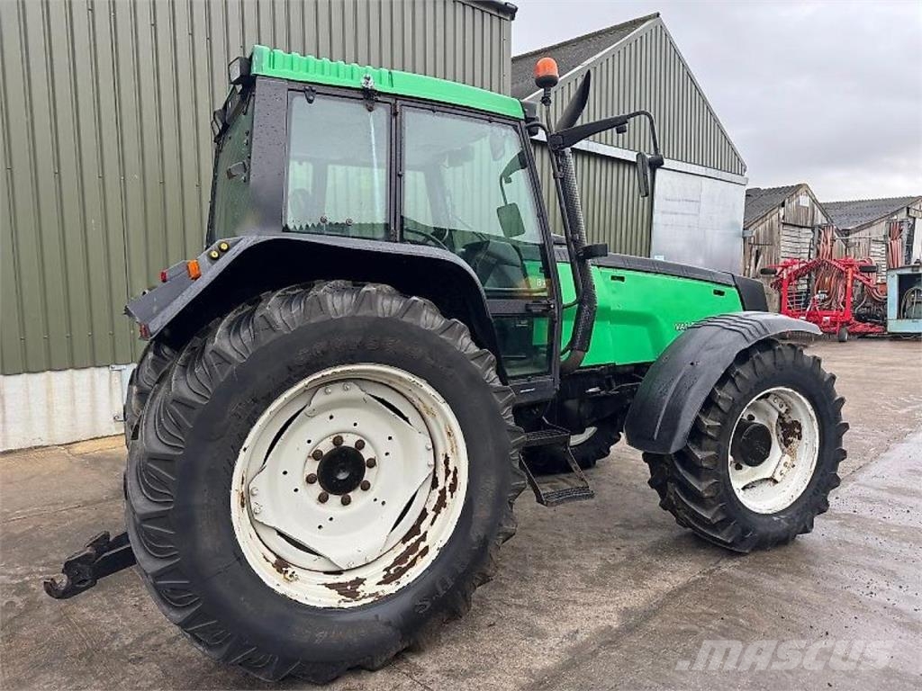 Valtra Valmet 8450 Traktoren