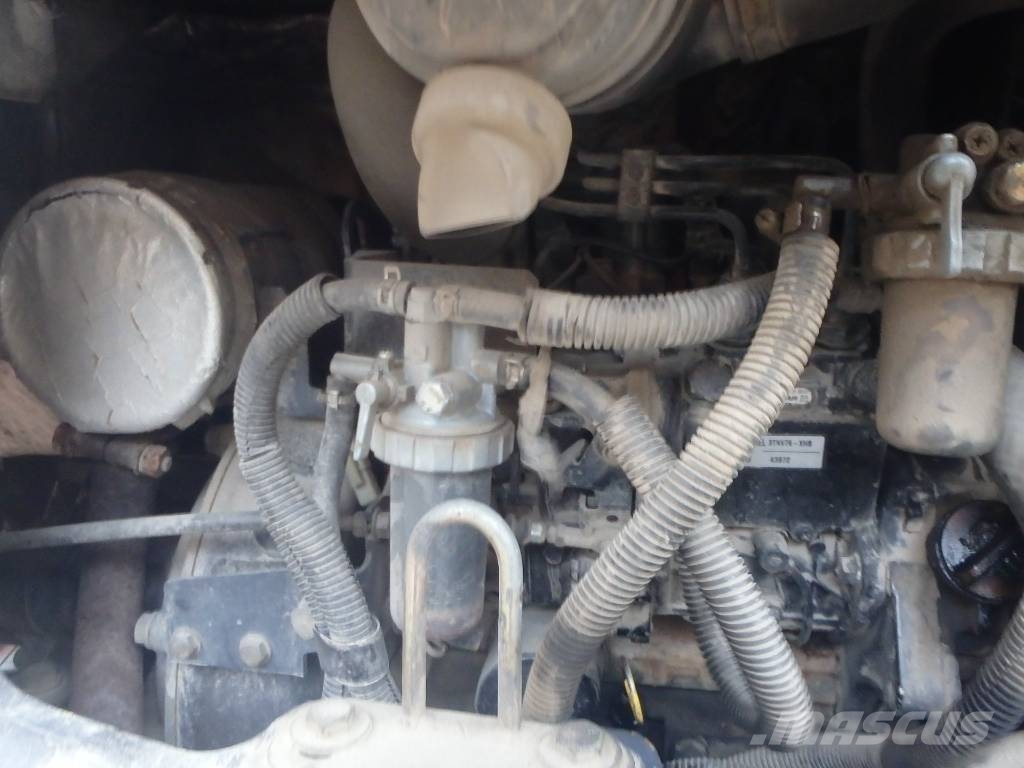 Hitachi ZX 22 U-2 CLR kallistajalla Minikaivukoneet < 7t