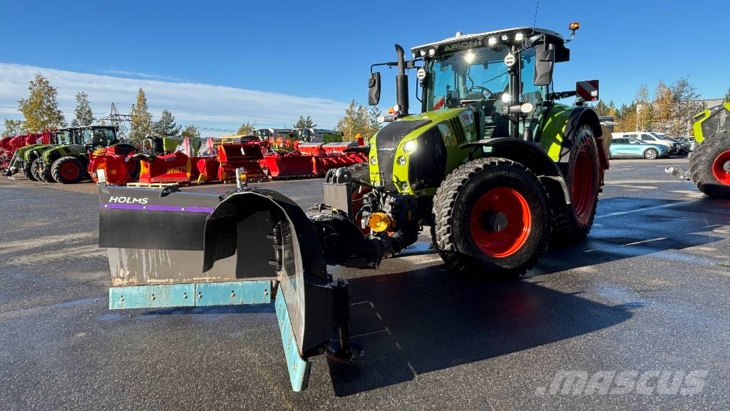 CLAAS Arion 550 Cmatic Traktorer