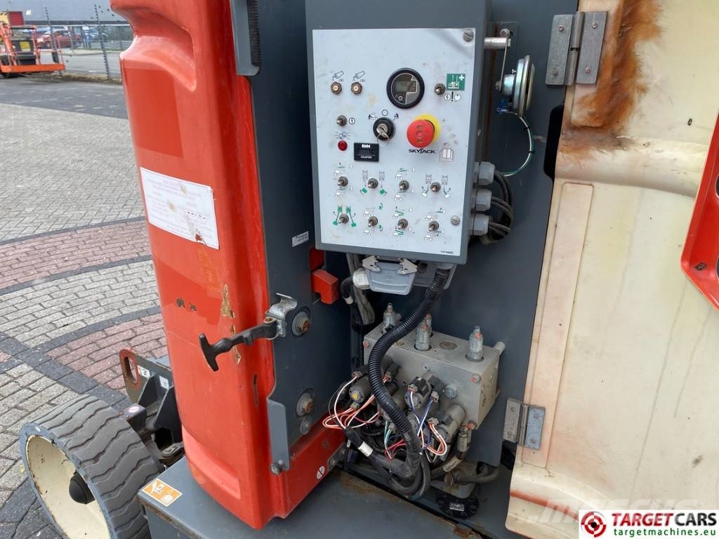 SkyJack SJ30 ARJE Electric SJ30ARJE Boom Lift 11M Kompakte selbstfahrende Hebebühnen