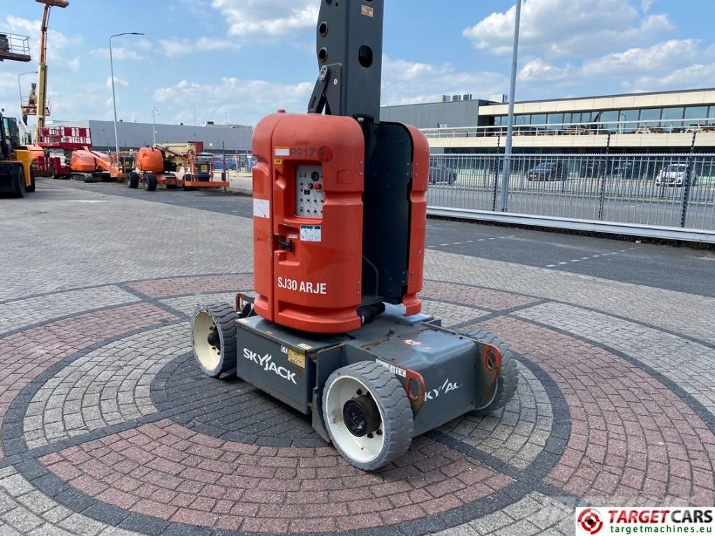 SkyJack SJ30 ARJE Electric SJ30ARJE Boom Lift 11M Kompakte selbstfahrende Hebebühnen