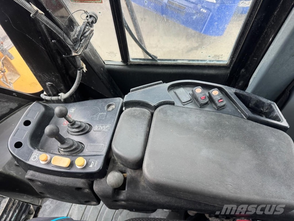 CAT 962 H Kolesni nakladalci