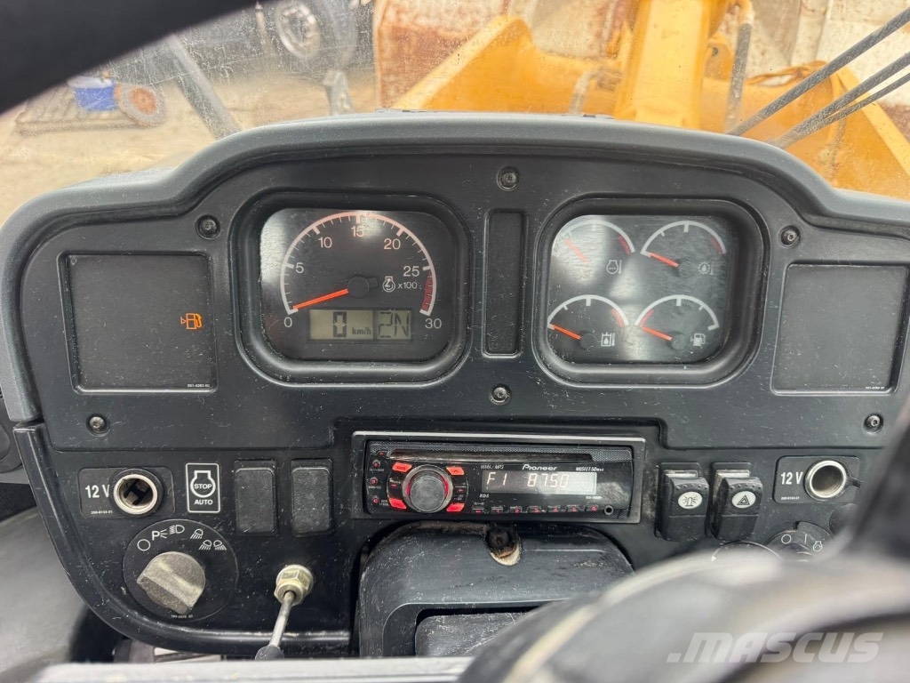 CAT 962 H Kolesni nakladalci