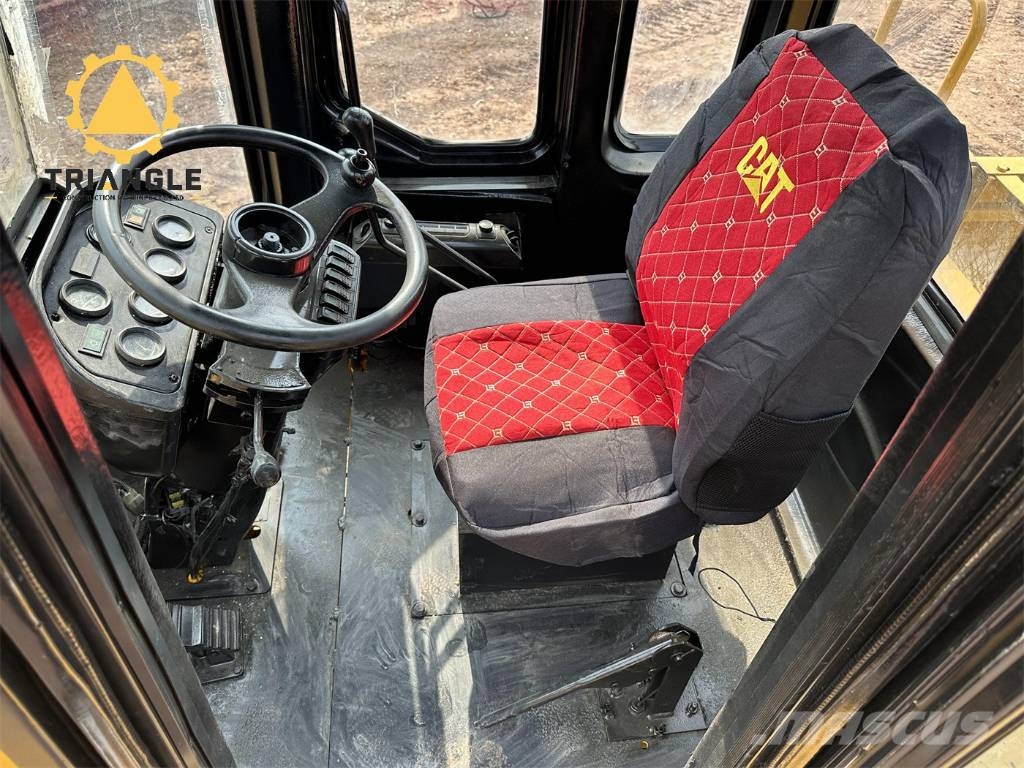 CAT 966 F Incarcator pe pneuri