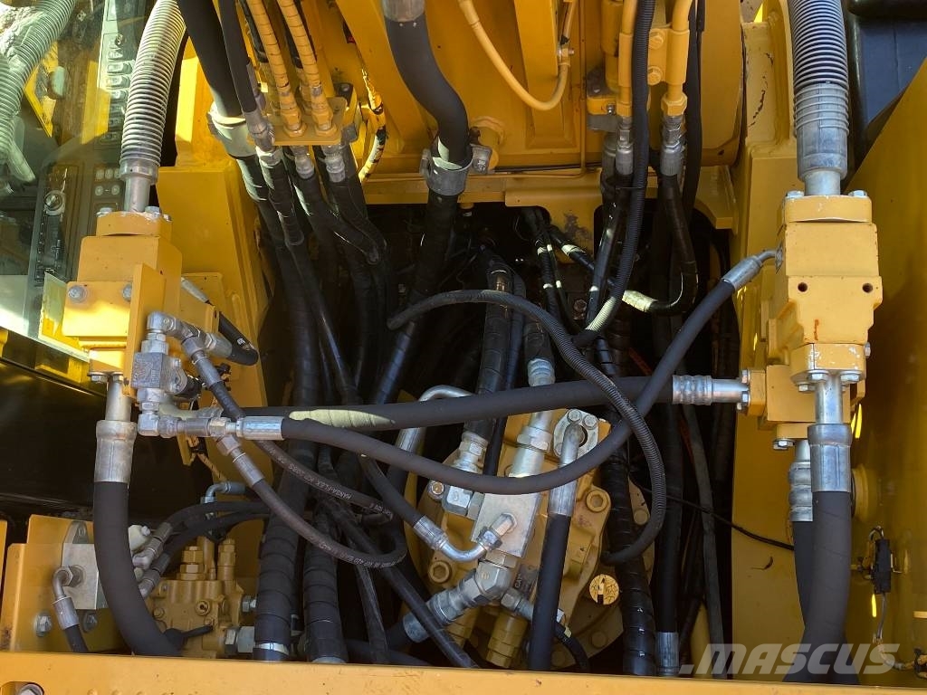 CAT 324 E LN Excavatoare pe șenile
