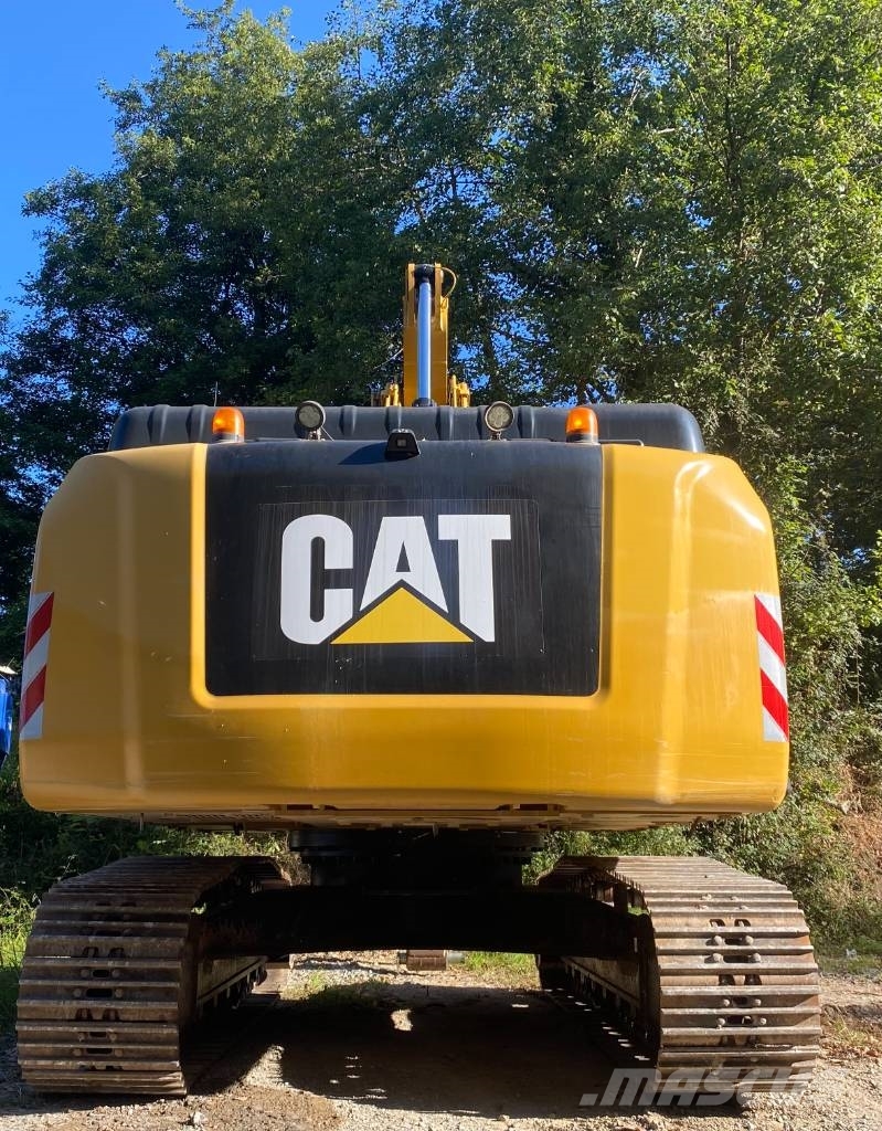 CAT 324 E LN Excavatoare pe șenile