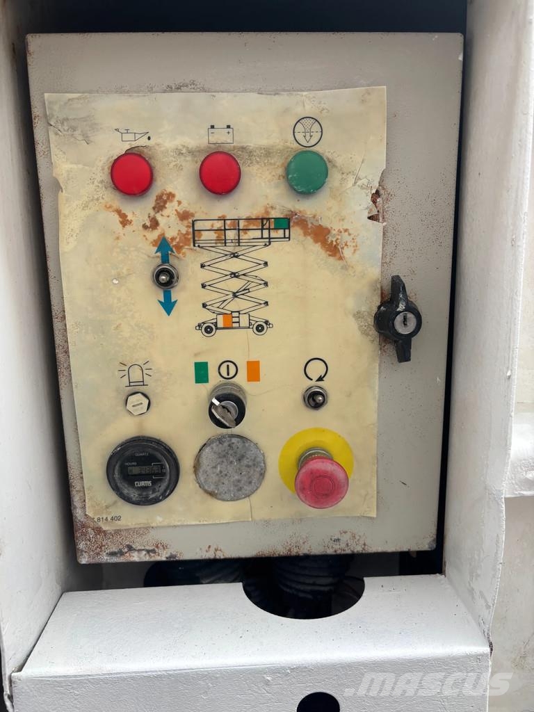 Haulotte H 15 SX Schaarhoogwerkers