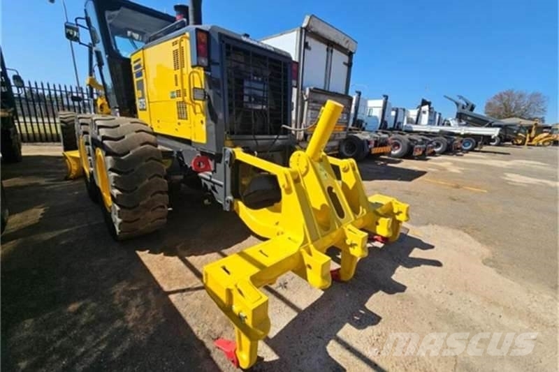 Komatsu GD675 5 GRADER Ostali kamioni