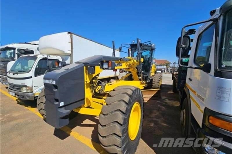 Komatsu GD675 5 GRADER Ostali kamioni
