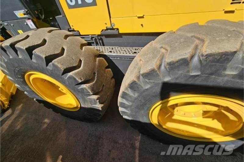Komatsu GD675 5 GRADER Ostali kamioni