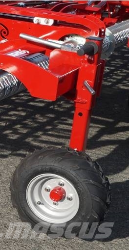 Suire EXCELLIO Präzisionszinkenstriegel Other farming machines