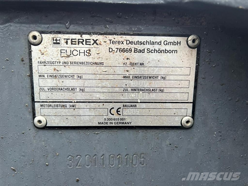 Fuchs MHL 320 工业挖掘机
