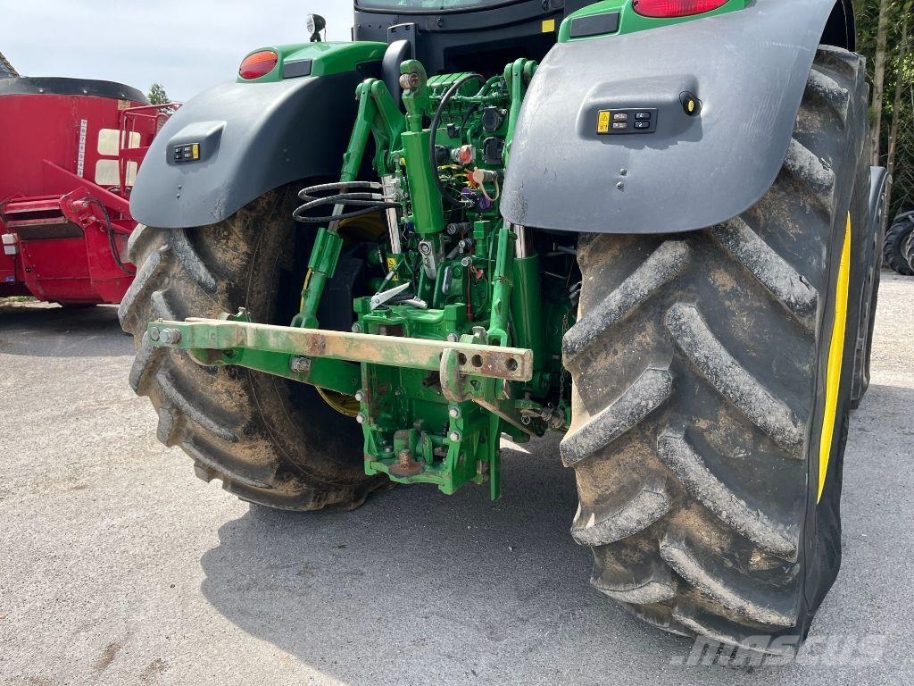 John Deere 6250R Tractors