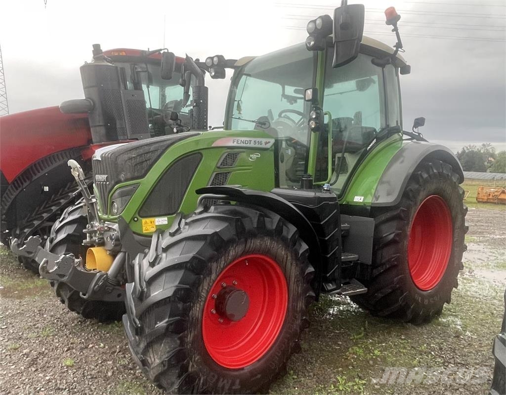 Fendt 516 Vario Traktorit