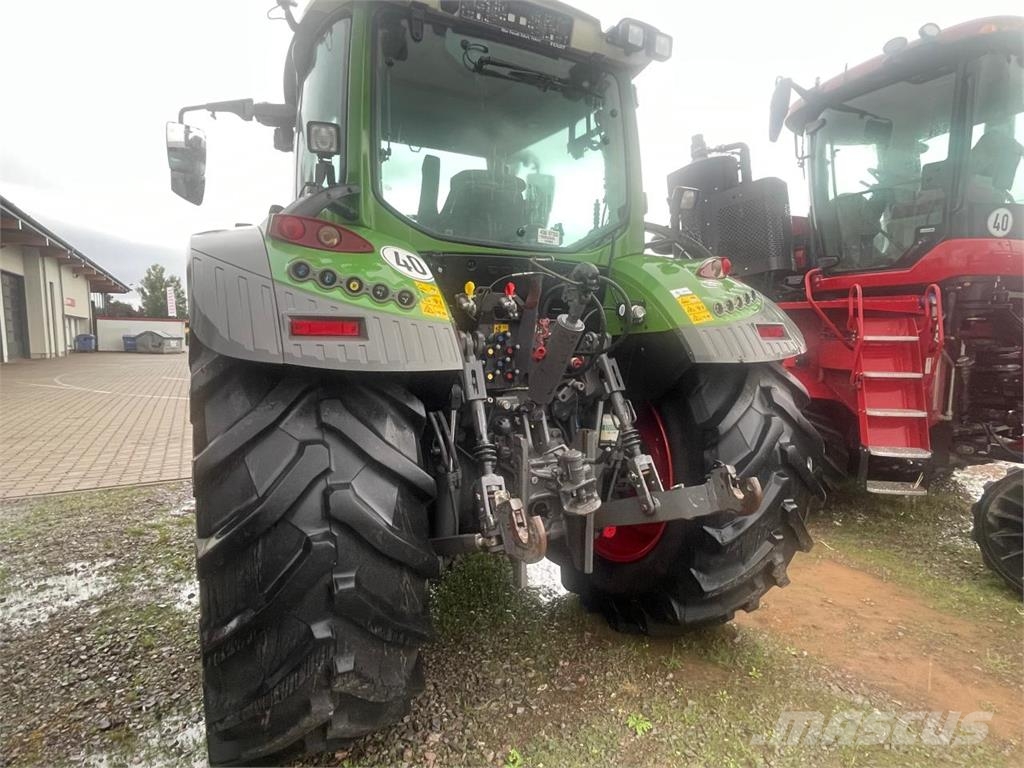 Fendt 516 Vario Traktorit