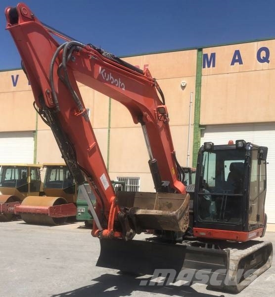 Kubota KX 080-4 中型挖掘机