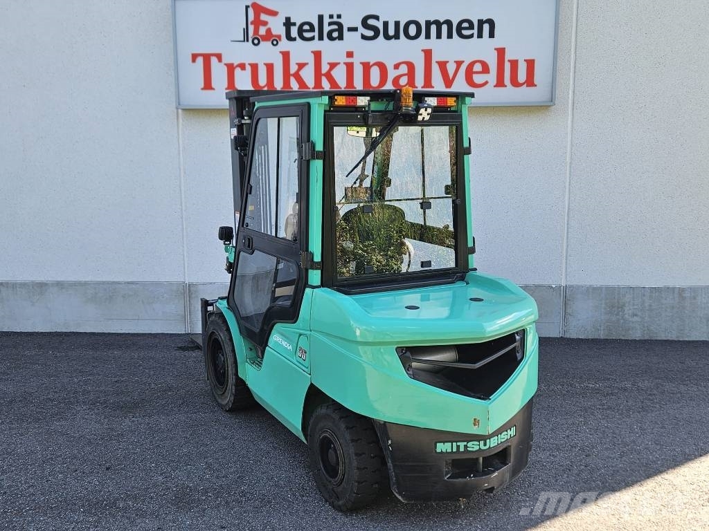 Mitsubishi FD35N Dizelski viličarji