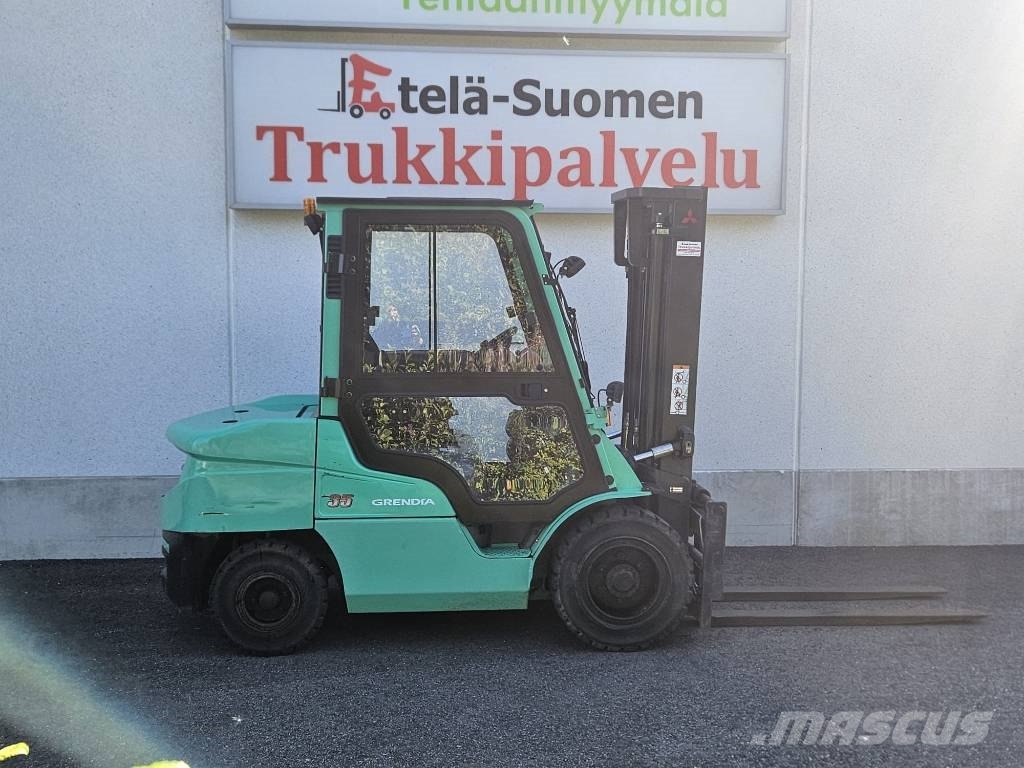Mitsubishi FD35N Dieseltrukki Dizelski viličarji