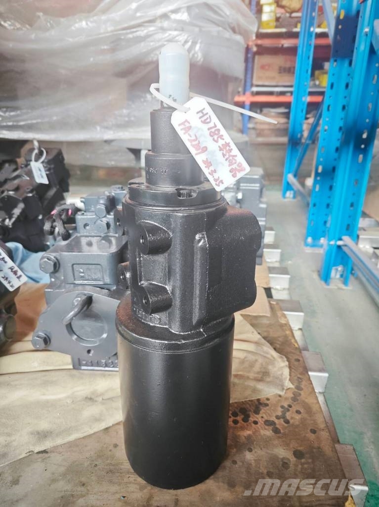 Komatsu 561-40-83300 steering valve HD785 control valve Hidraulika