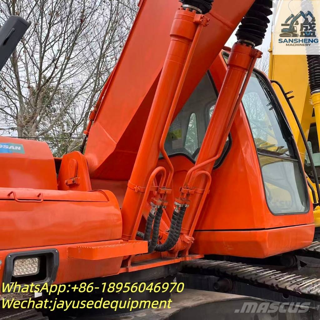 Doosan DH 225 LC-7 Roomikekskavaatorid