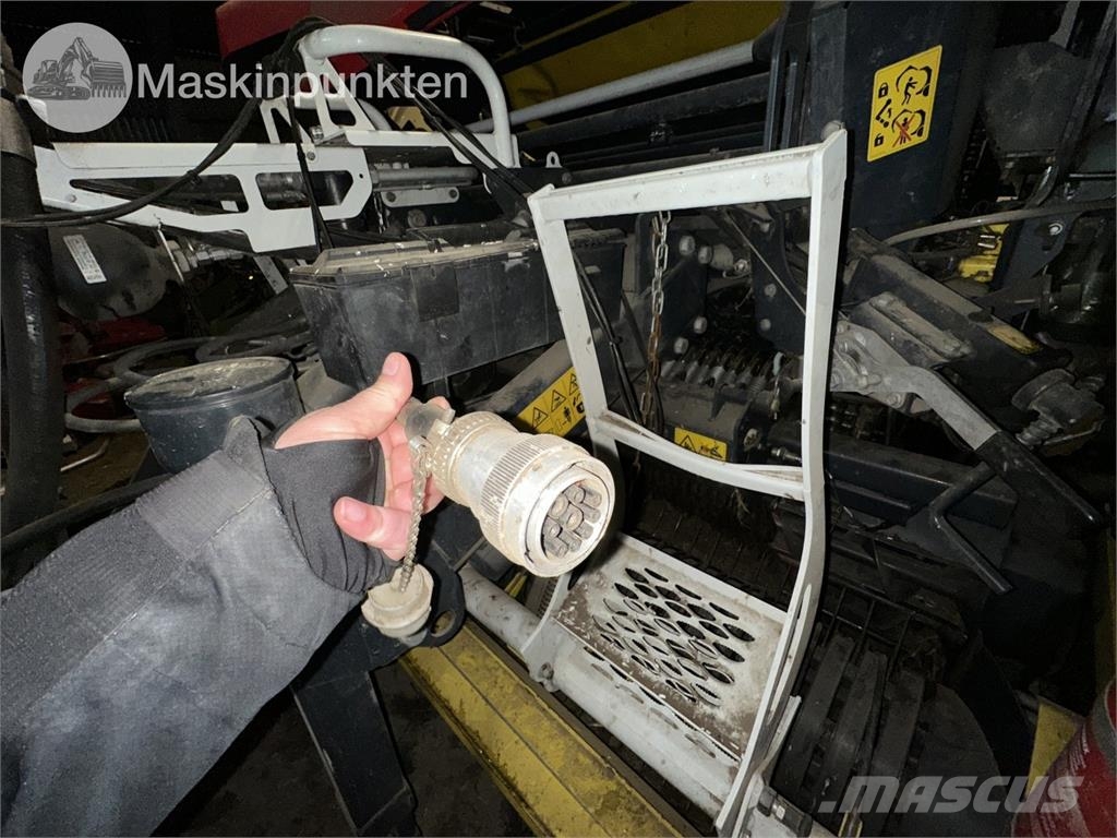 Pöttinger Impress 185 VC PRO Rulo balya makinalari