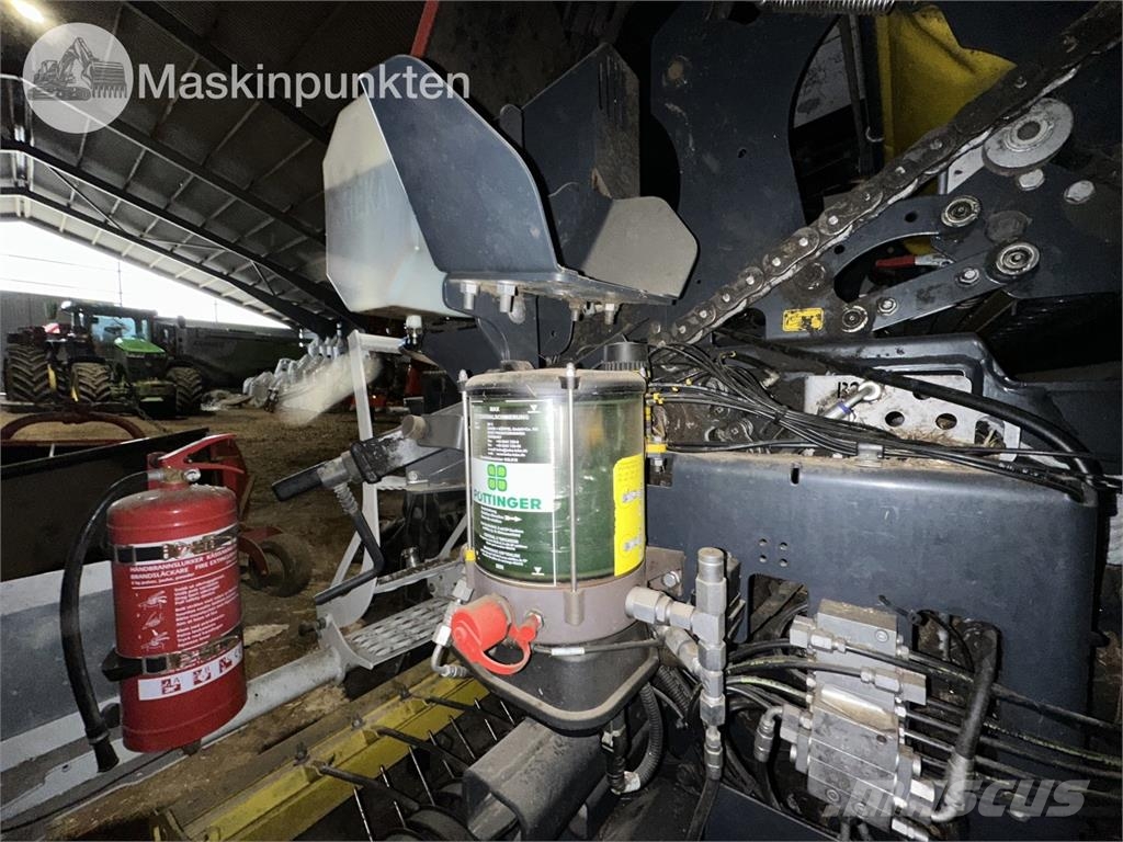 Pöttinger Impress 185 VC PRO Rulo balya makinalari