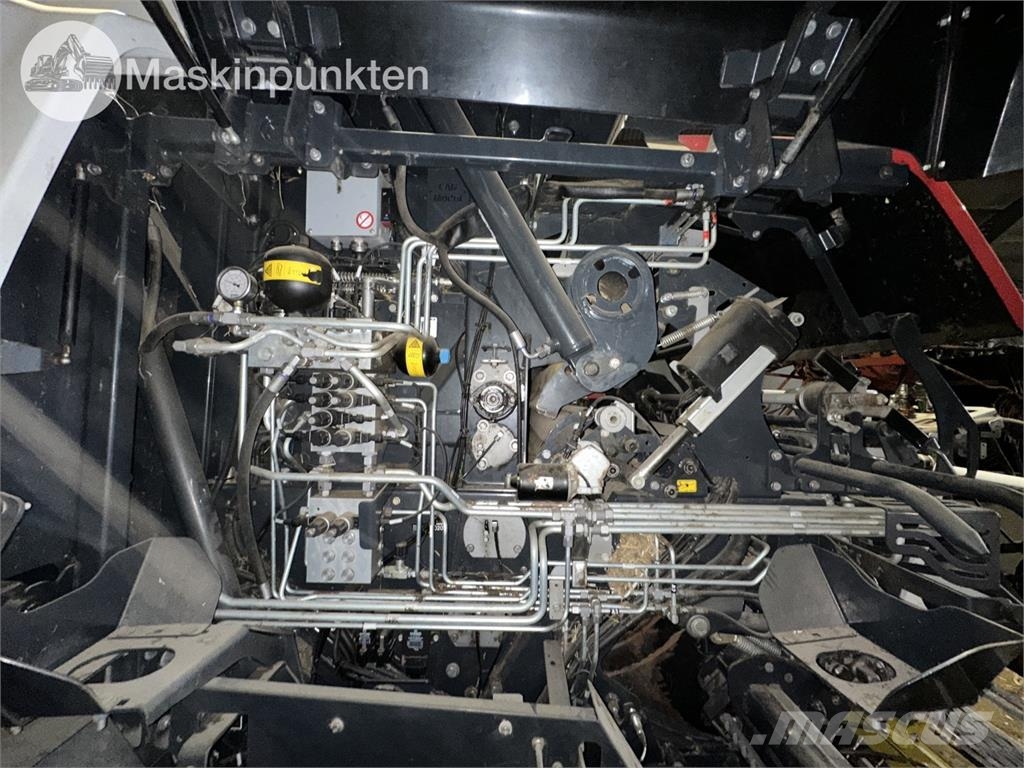 Pöttinger Impress 185 VC PRO Rulo balya makinalari