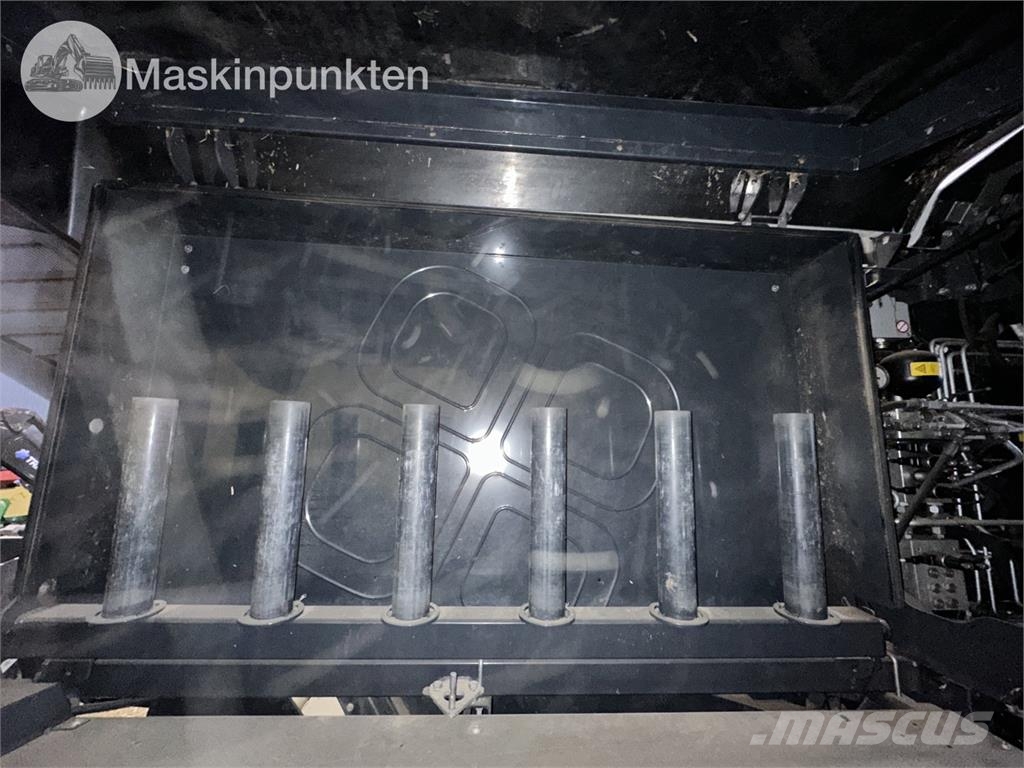 Pöttinger Impress 185 VC PRO Rulo balya makinalari