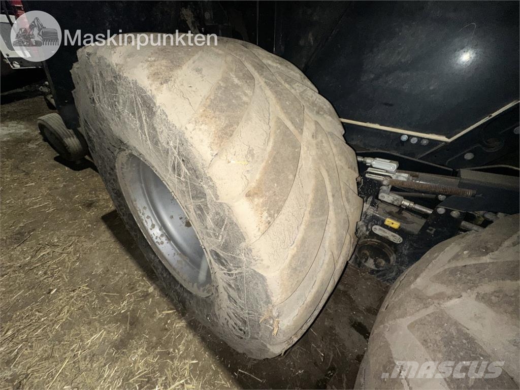 Pöttinger Impress 185 VC PRO Rulo balya makinalari