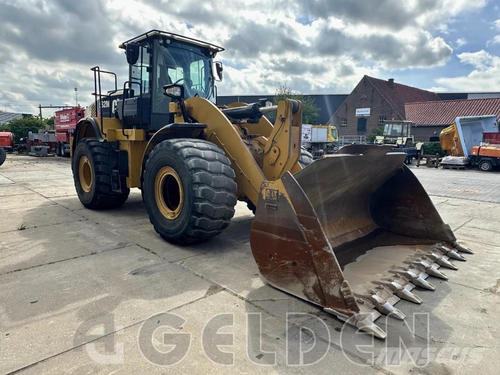 CAT 962M - GOOD TYRES Kolesni nakladalci