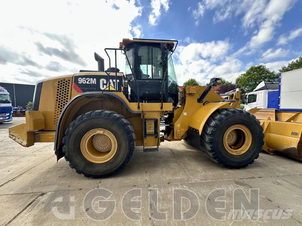 CAT 962M - GOOD TYRES Kolesni nakladalci