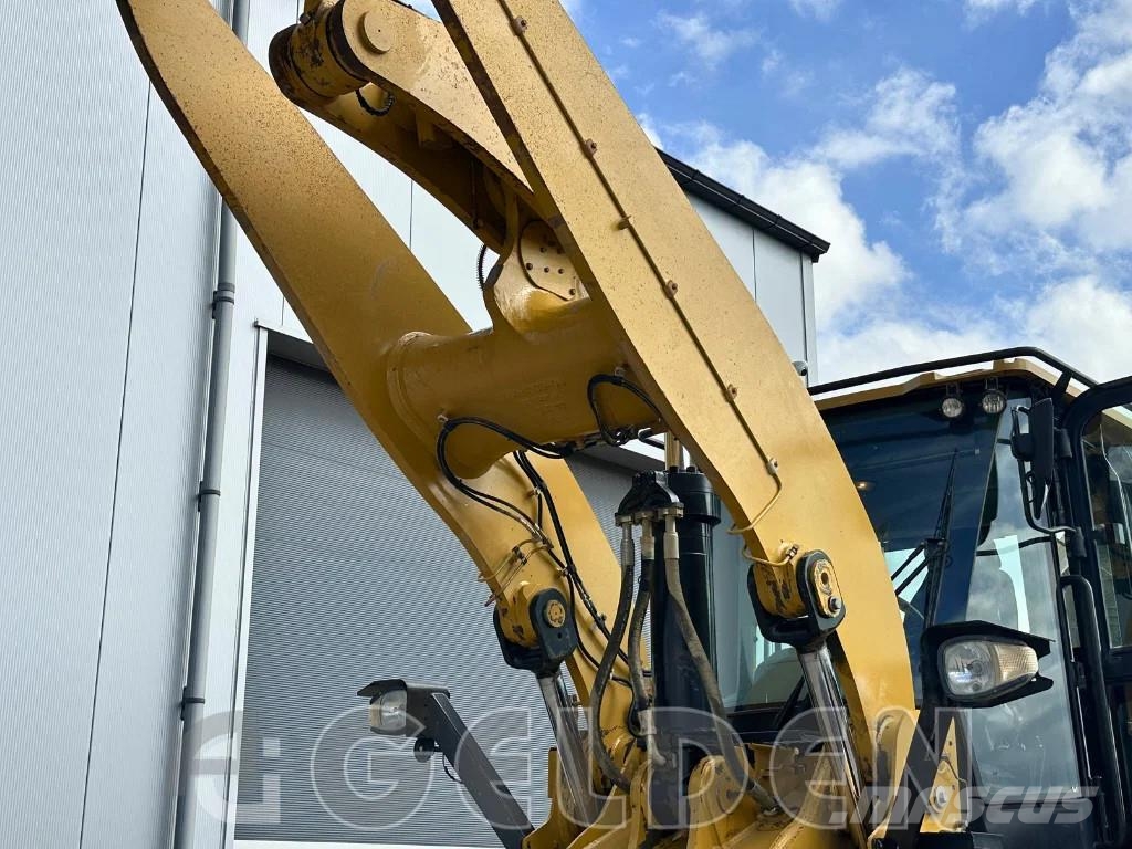 CAT 962M - GOOD TYRES Kolesni nakladalci