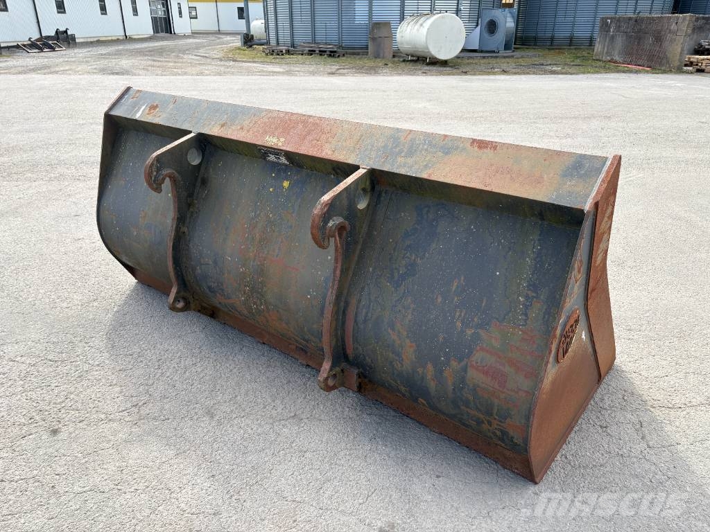 Beco jordskopa 2200 L, 2,70 m, St Bm Buckets