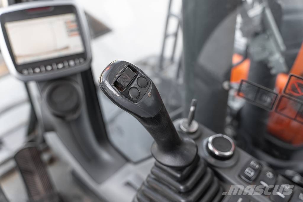 Doosan DX 140 W Gravemaskiner på hjul