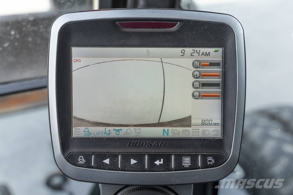 Doosan DX 140 W Gravemaskiner på hjul