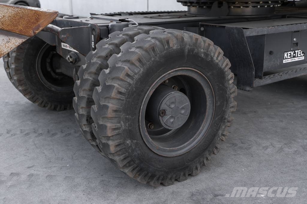 Doosan DX 140 W Gravemaskiner på hjul