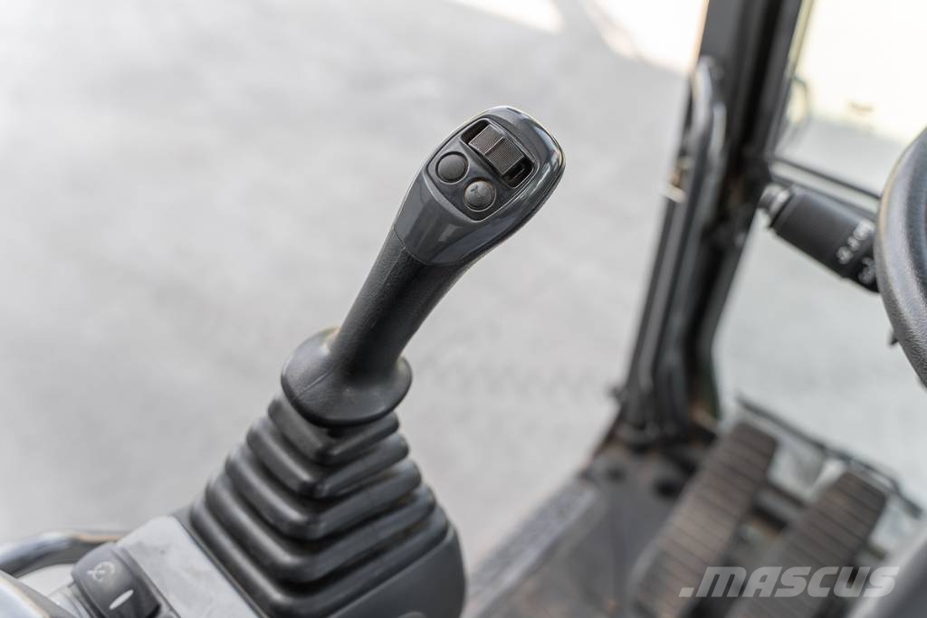 Doosan DX 140 W Gravemaskiner på hjul