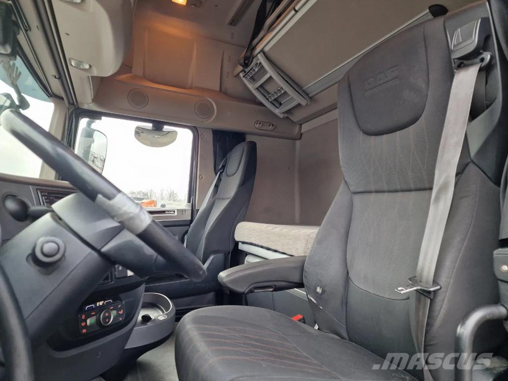 DAF XF 480 SSC 6x2*4 - Tautliner - Full air - Night cl Motrici centinate