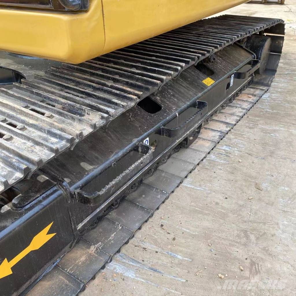 CAT 320 GC Gravemaskiner på larvebånd