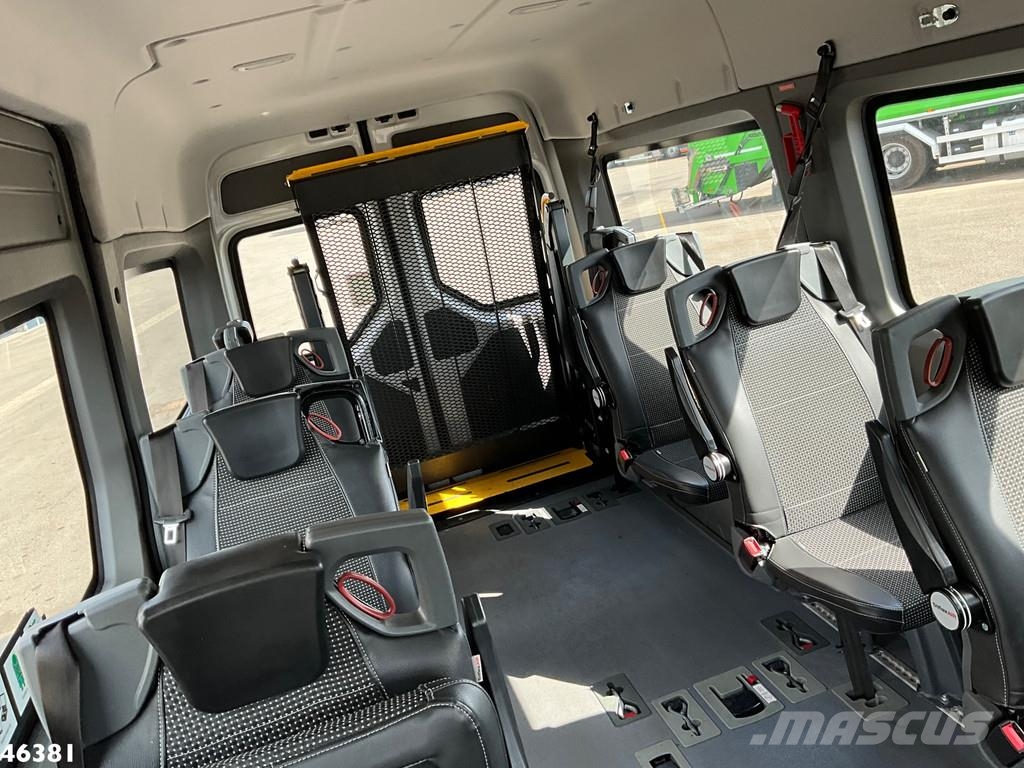 Volkswagen E-Crafter 100% Elektrisch 9 persoon + 2 rolstoelve Other