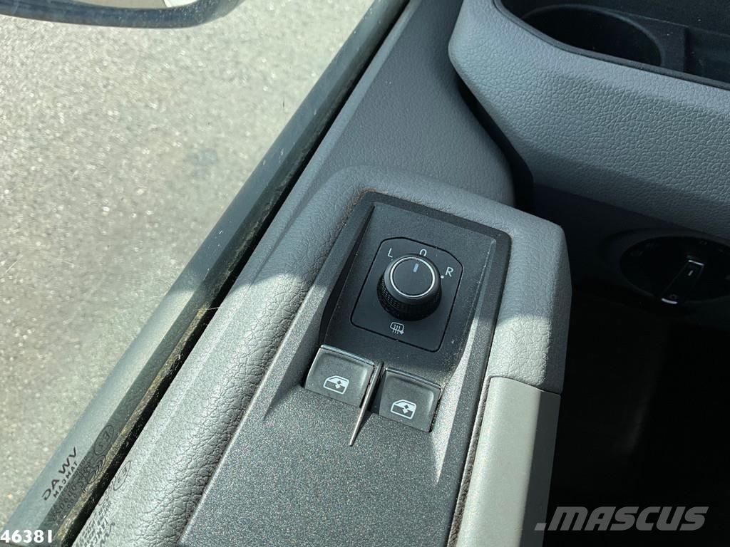Volkswagen E-Crafter 100% Elektrisch 9 persoon + 2 rolstoelve Other