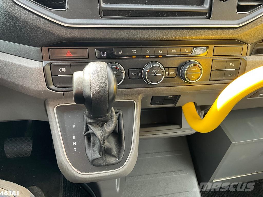 Volkswagen E-Crafter 100% Elektrisch 9 persoon + 2 rolstoelve Other