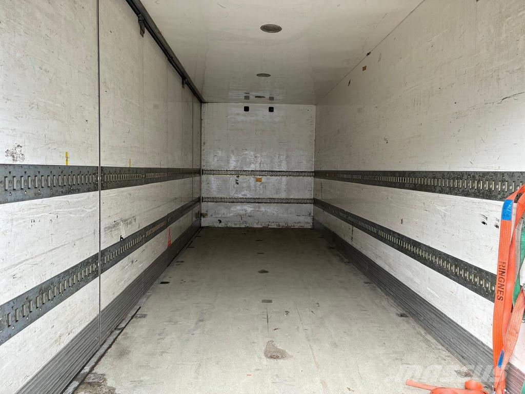 Box FOR TRUCK 7600x2570x3000 معدات النقل - غير ذلك