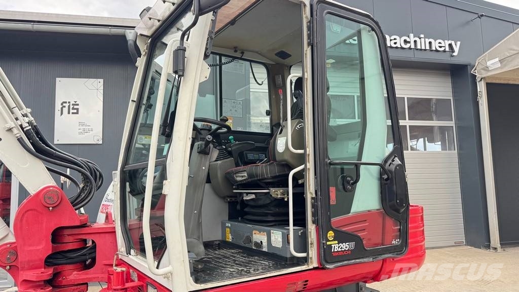 Takeuchi TB295W - 2014 YEAR - POWERTILT - 3X BUCKETS Lastik tekerli ekskavatörler
