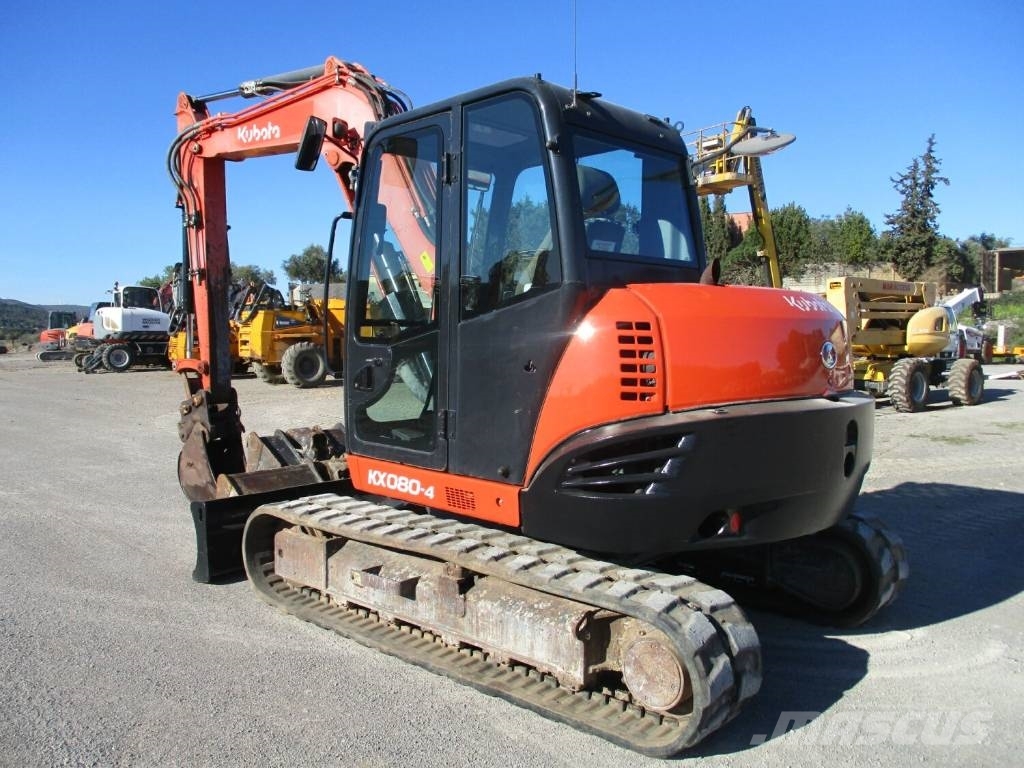 Kubota KX 080-4 中型挖掘机