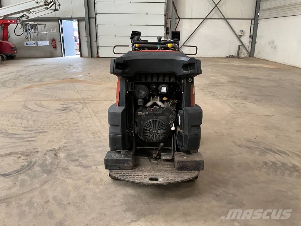 Ditch Witch R300 Grabenfräse