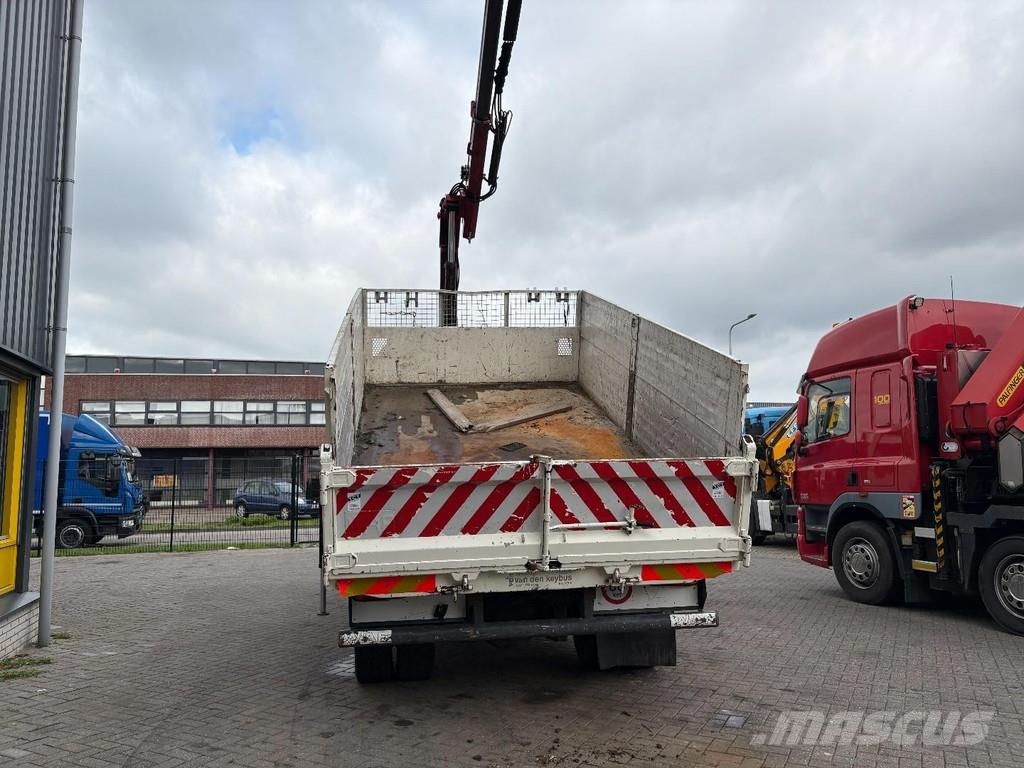 DAF LF 55.220 + HMF 735 K2 -- 2X EXT. + TIPPER + 3 SEA Автокраны