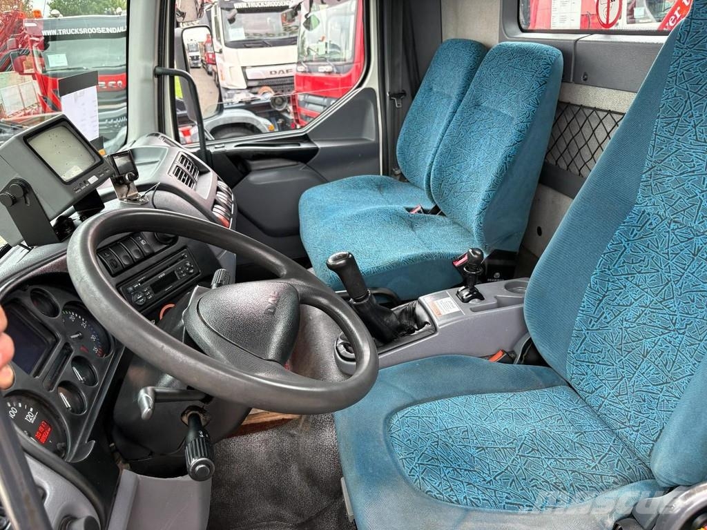 DAF LF 55.220 + HMF 735 K2 -- 2X EXT. + TIPPER + 3 SEA Автокраны