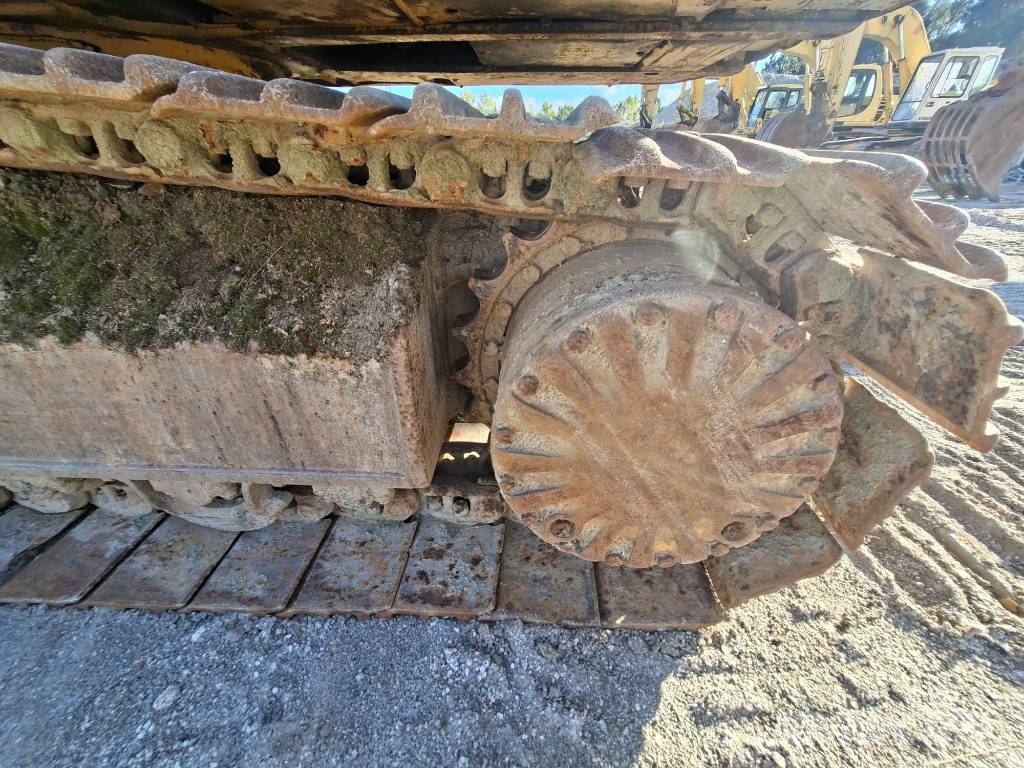 Komatsu PC 240 NLC-5K Escavadoras de rastos